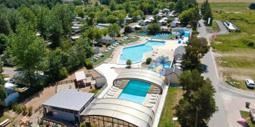 Mobil Home Tout Confort Ideal Pour 4 Personnes Dans Le Domaine De Dugny Camping 4 Etoiles, Proche De Blois, Du Zoo De Beauval Et Des Chateaux De La Loire อังแซ็ง ภายนอก รูปภาพ